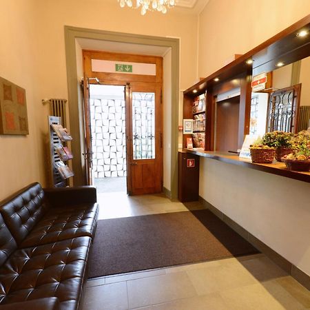 Hotel Du Marche Lausanne Ngoại thất bức ảnh