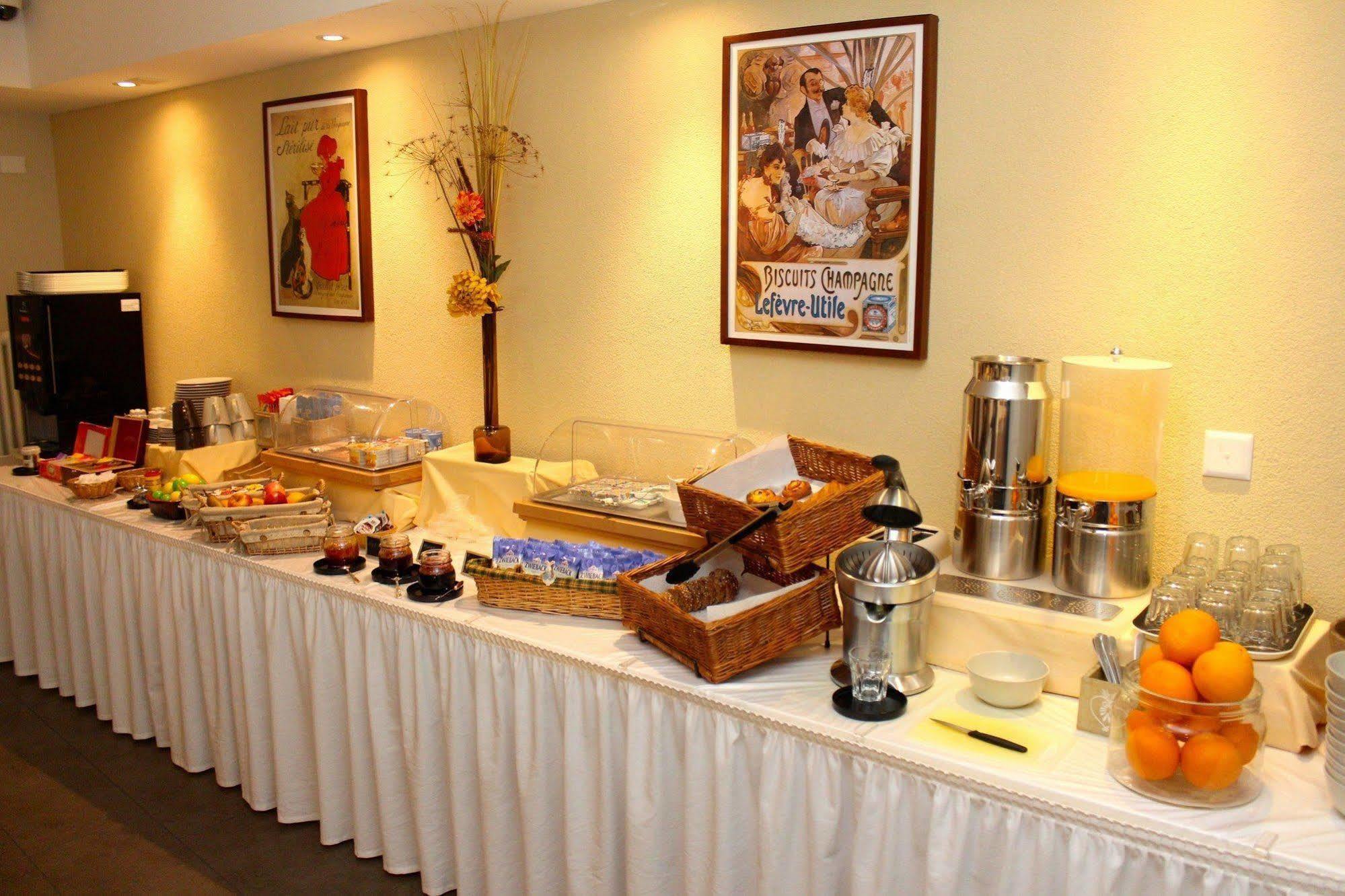 Hotel Du Marche Lausanne Ngoại thất bức ảnh
