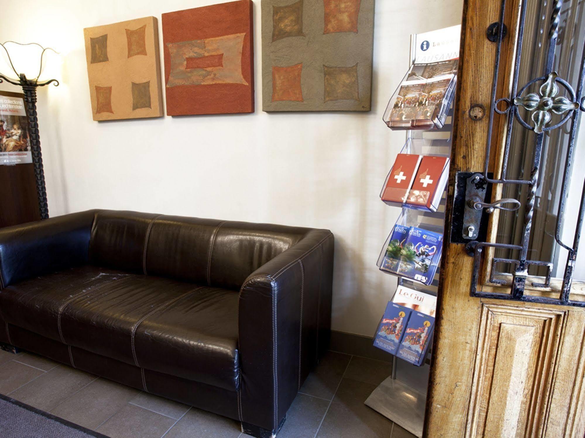Hotel Du Marche Lausanne Ngoại thất bức ảnh